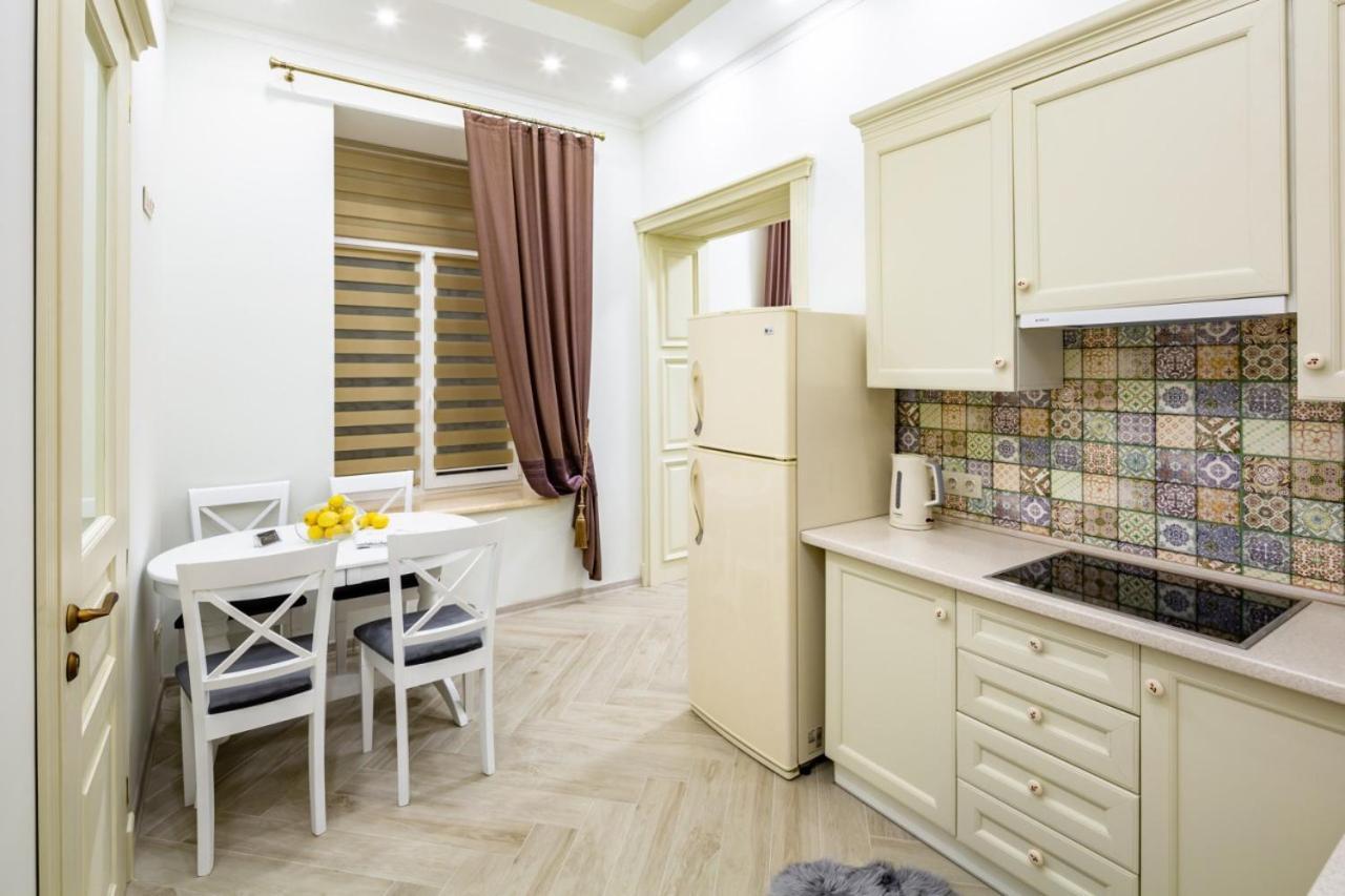 Avangard Sholom Aleikhem 1 Apart Lviv Exterior foto