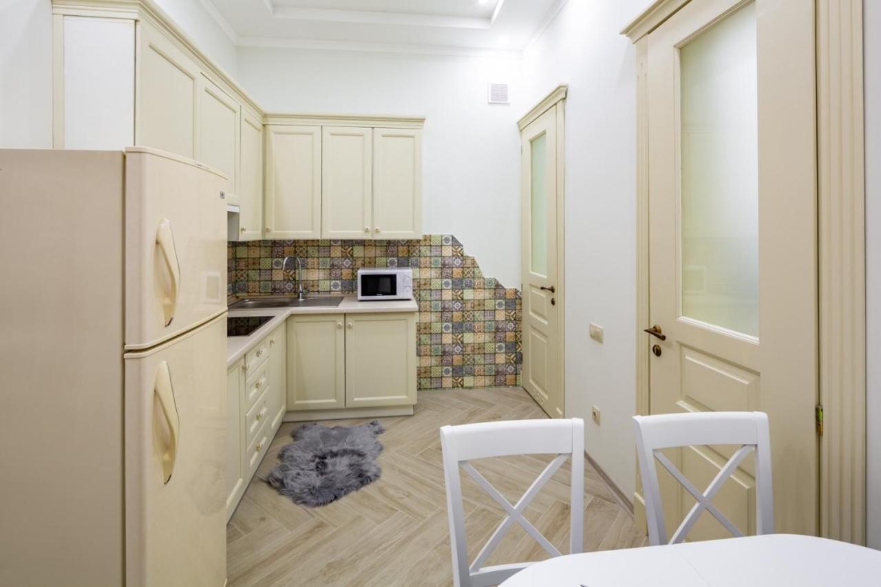 Avangard Sholom Aleikhem 1 Apart Lviv Exterior foto