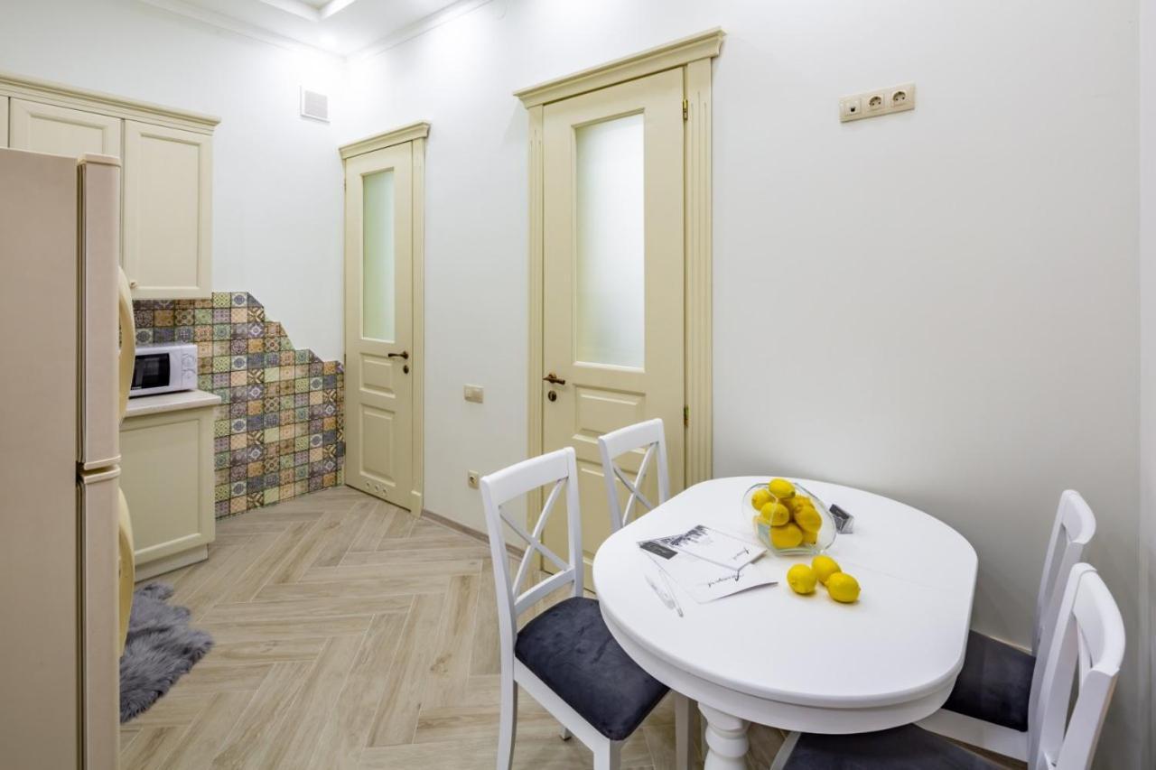 Avangard Sholom Aleikhem 1 Apart Lviv Exterior foto